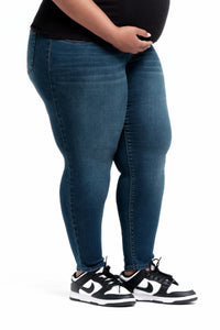 Butter Denim Plus w/ Panel - Yo Mama Maternity