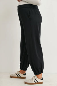 Kristi Jogger