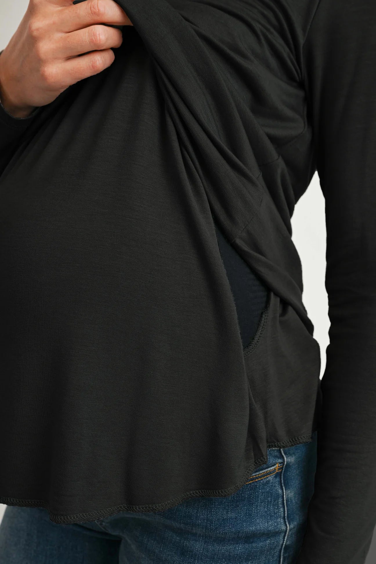 Lettie V-Neck Nursing Tee