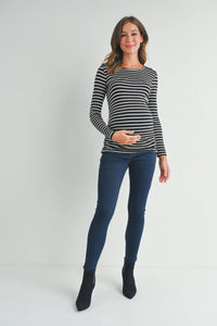 Round Neck Stripe Button Tee