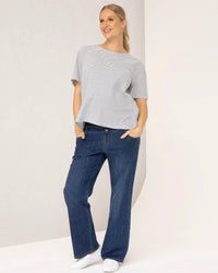 Vera Essential Nursing Friendly Tee